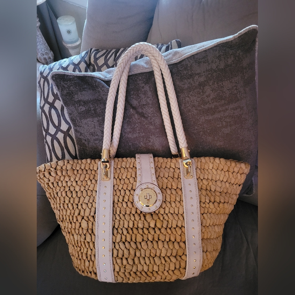 Michael KORS Bag- Basket Wicker Weave Tote Handbag Purse- EUC!